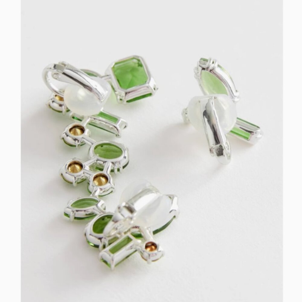 NWT & Other Stories Glass Stone Ear Cuff Green Silver Gem - Picture 3 of 3